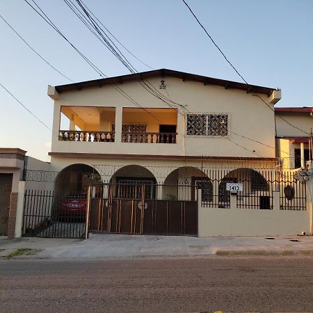 Casa Altamira Hotel San Pedro Sula Exterior foto